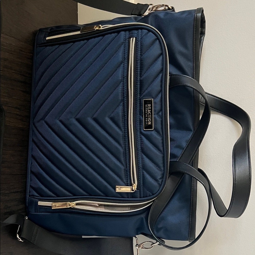 Kenneth Cole Reaction Blue Quilted computer bag